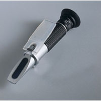 REFRACTOMETER